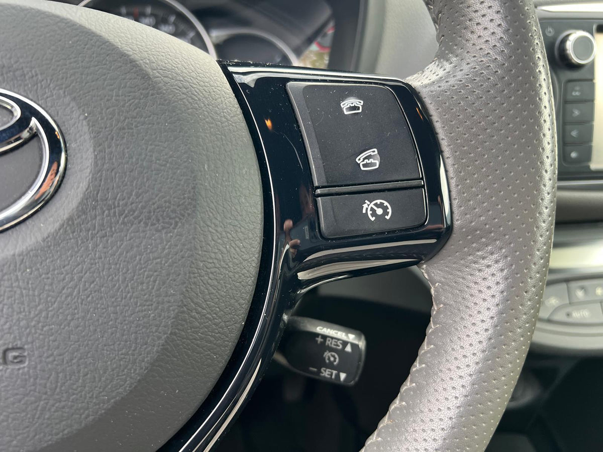 Toyota Yaris 1.0 VVT-i Trend — foto 24