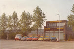 De oorsprong van familiebedrijf Adrie Jonk - Nostalgisch overzicht van de showroom en occasions
