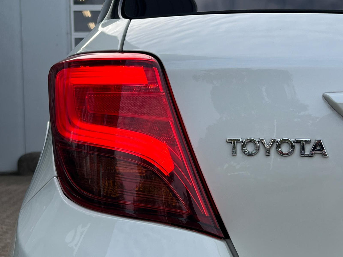 Toyota Yaris 1.0 VVT-i Trend — foto 21