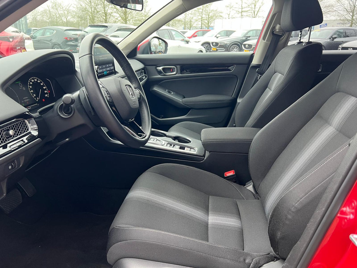 Honda Civic 2.0 e:HEV Elegance — foto 9