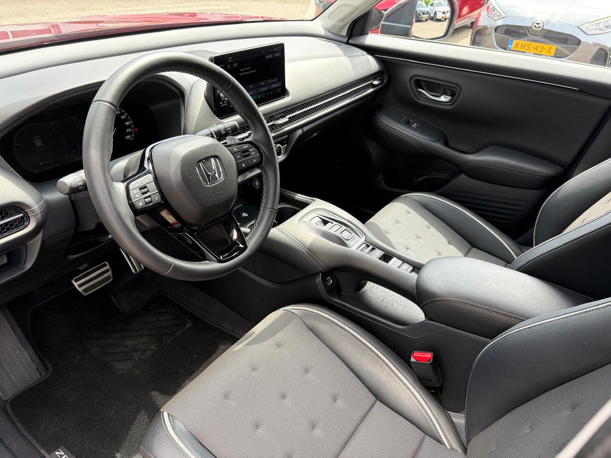 Honda ZR-V 2.0 e:HEV Sport — foto 9