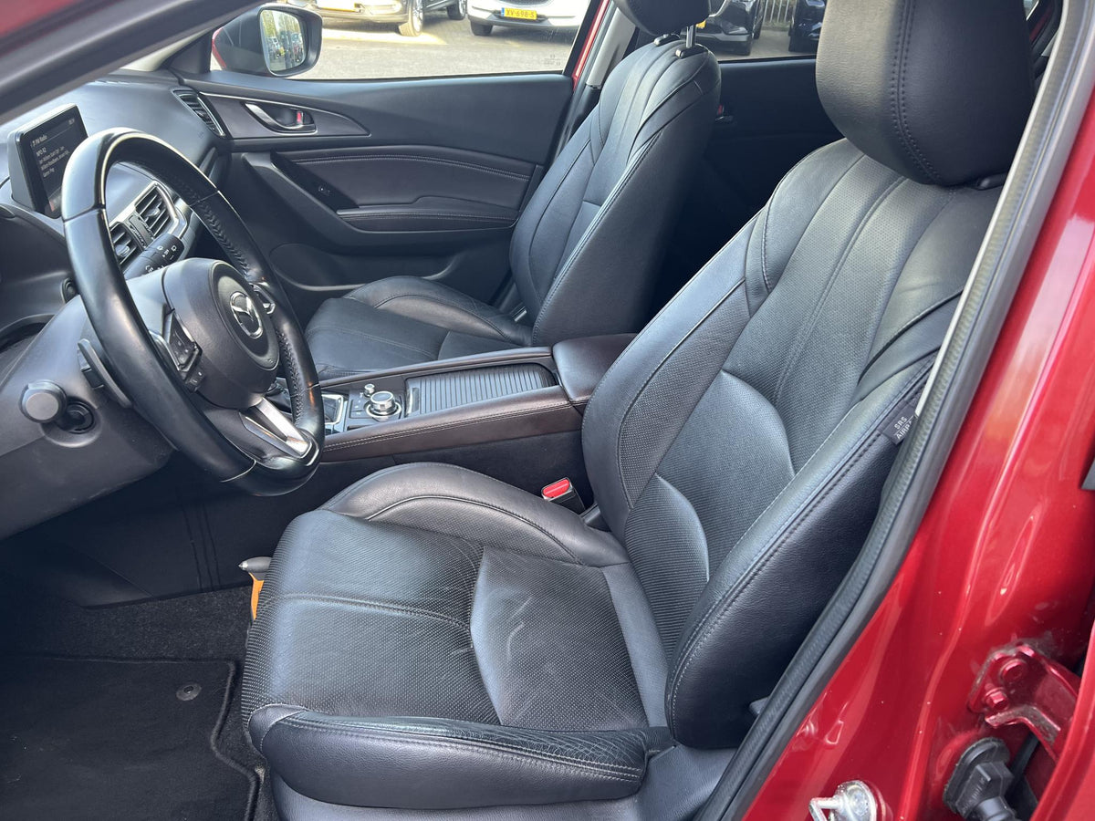 Mazda 3 2.0 SkyActiv-G 120 GT-M — foto 9