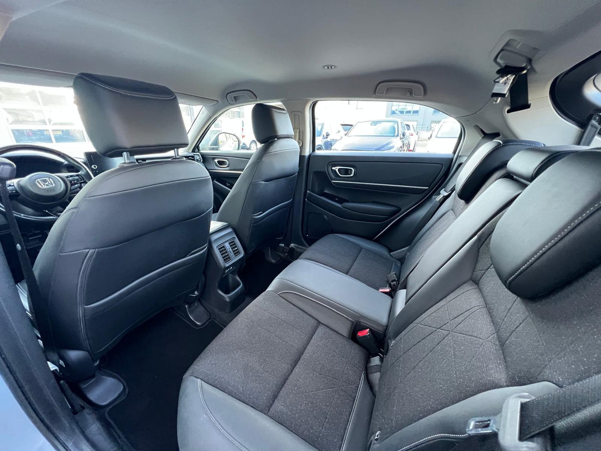 Honda HR-V 1.5 e:HEV Advance — foto 16