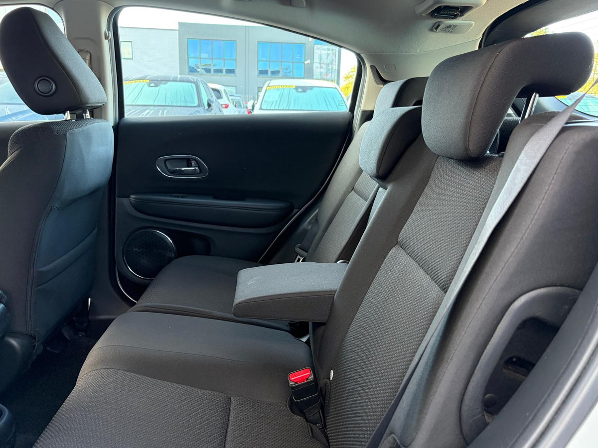Honda HR-V 1.5 i-VTEC Elegance — foto 14