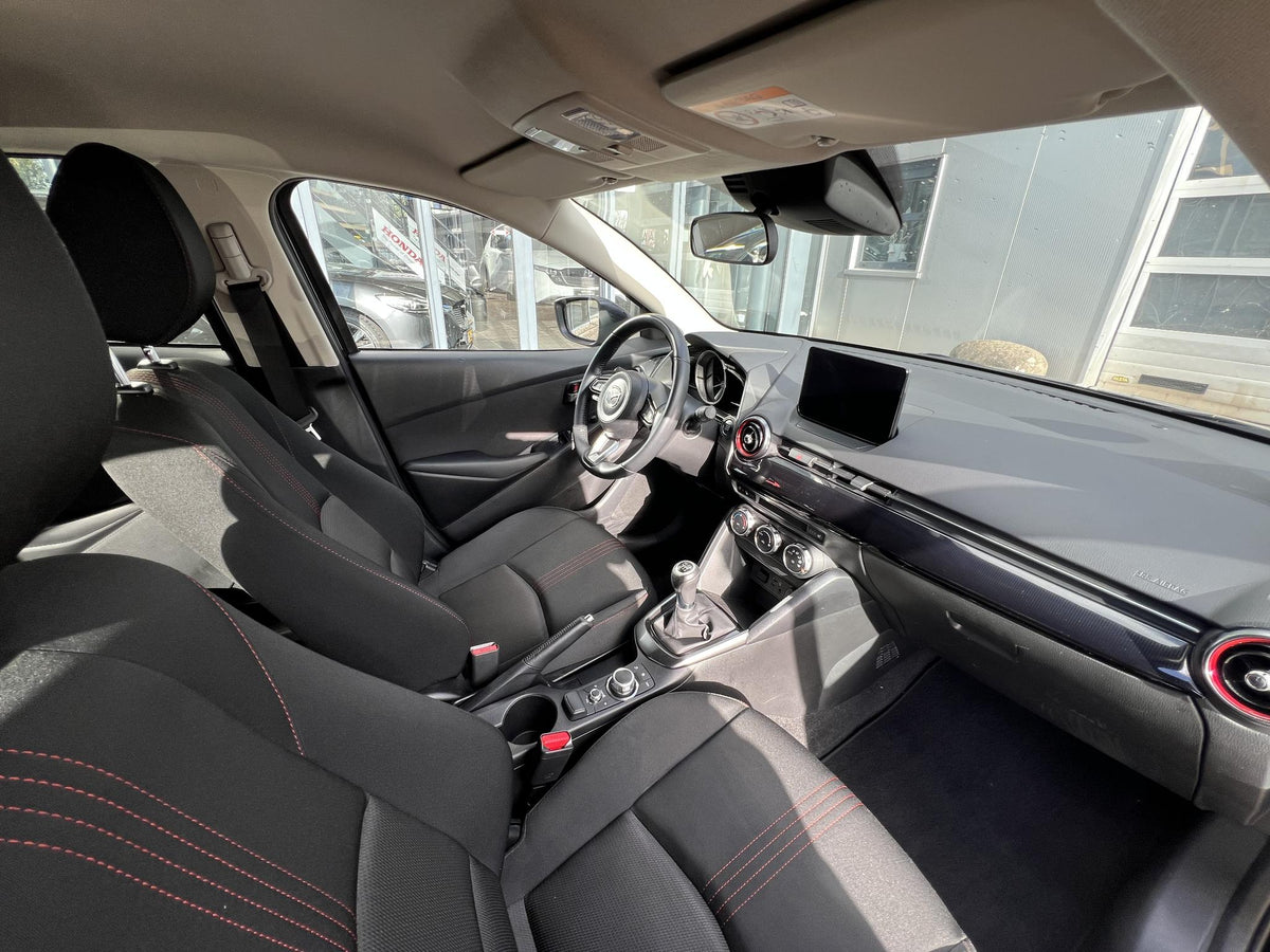 Mazda 2 1.5 e-SkyActiv-G 90 Homura — foto 11