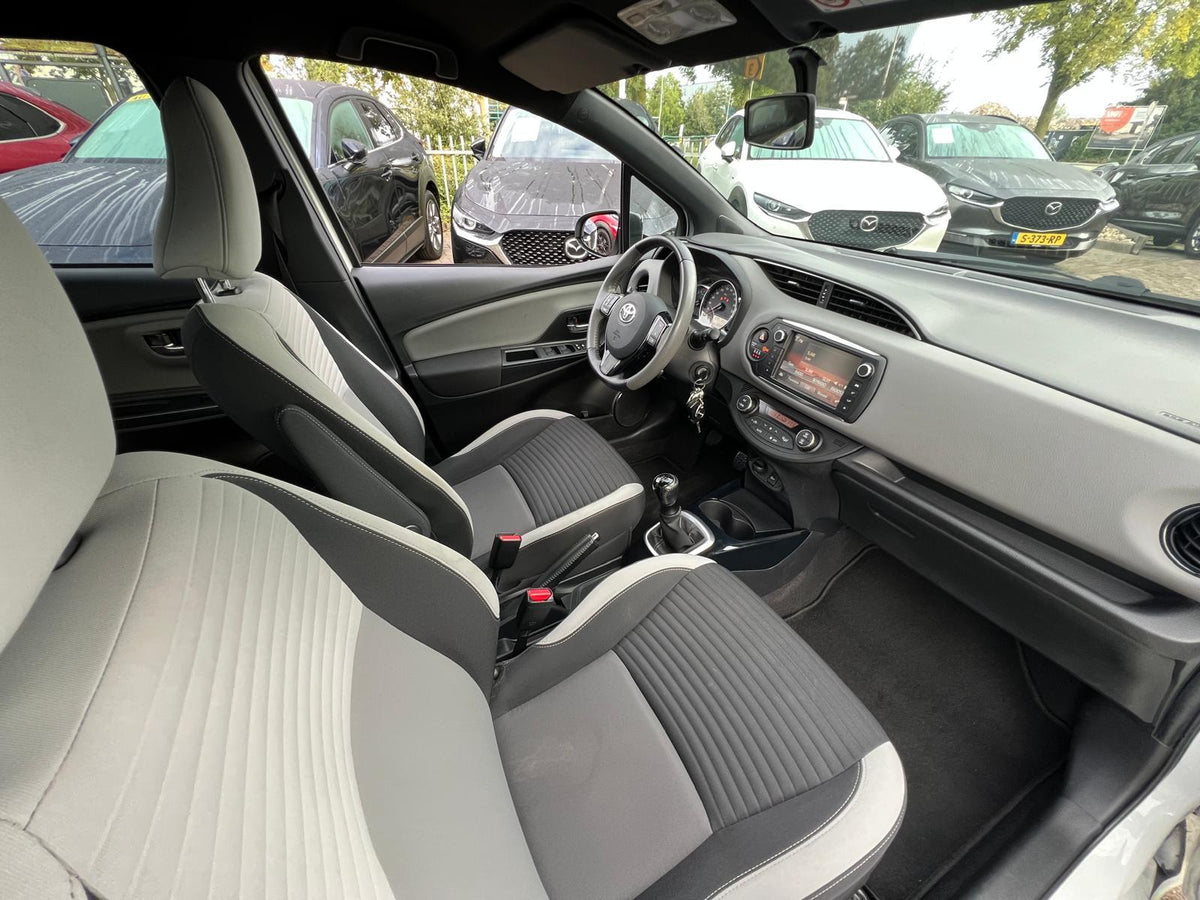 Toyota Yaris 1.0 VVT-i Trend — foto 10