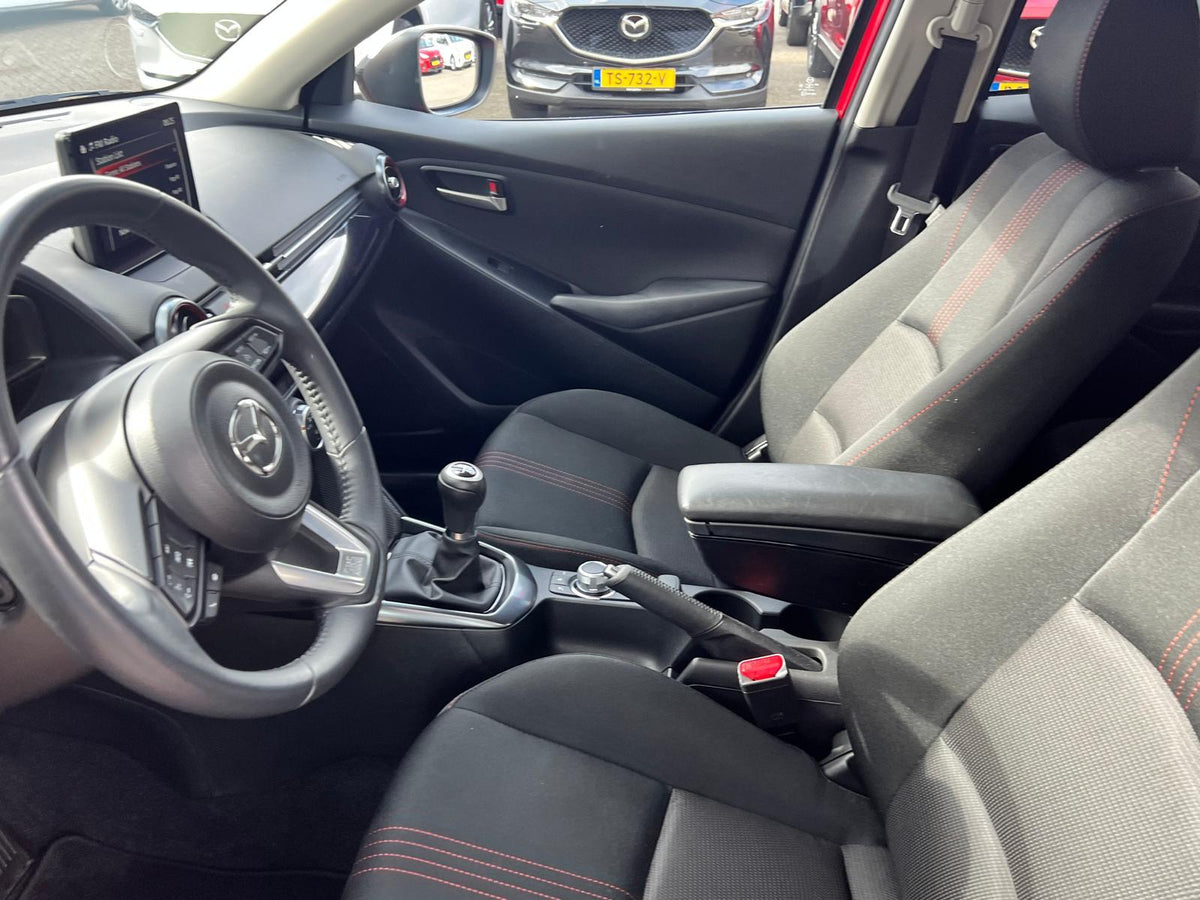 Mazda 2 1.5 e-SkyActiv-G 90 Homura — foto 13