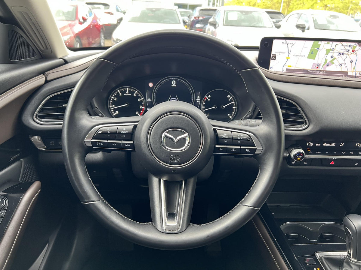 Mazda CX-30 2.0 e-SkyActiv-X M Hybrid Takumi — foto 17