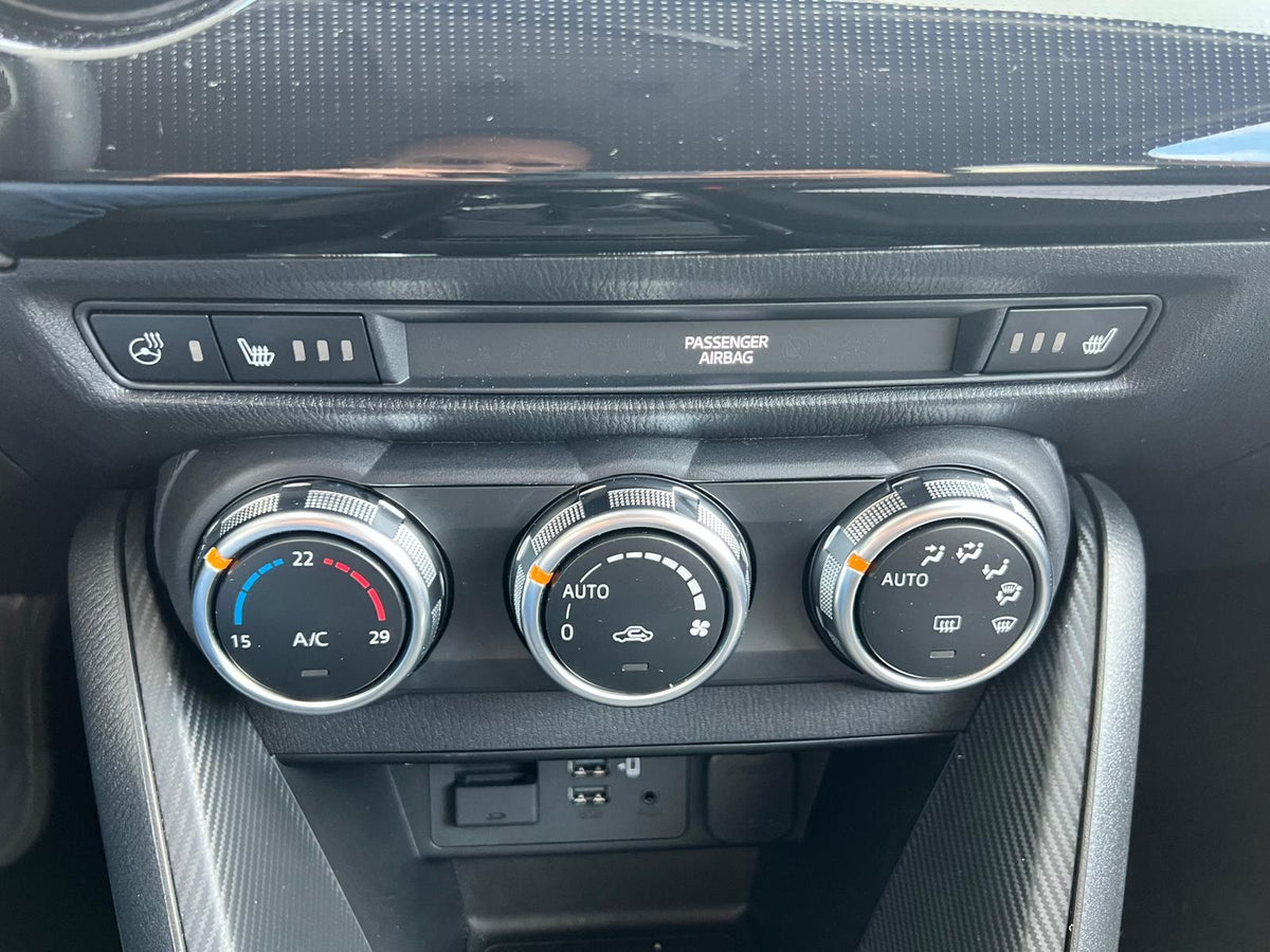 Mazda 2 1.5 e-SkyActiv-G 90 Homura — foto 28