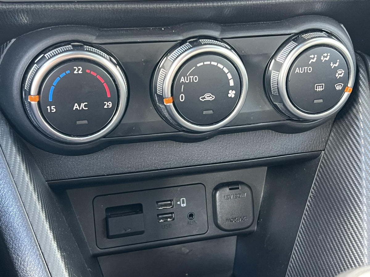 Mazda 2 1.5 e-SkyActiv-G 90 Homura — foto 17