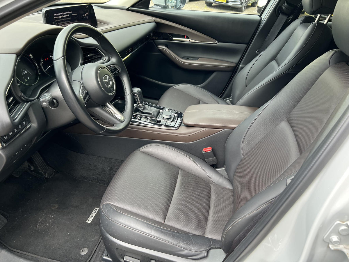 Mazda CX-30 2.0 e-SkyActiv-X M Hybrid Takumi — foto 10