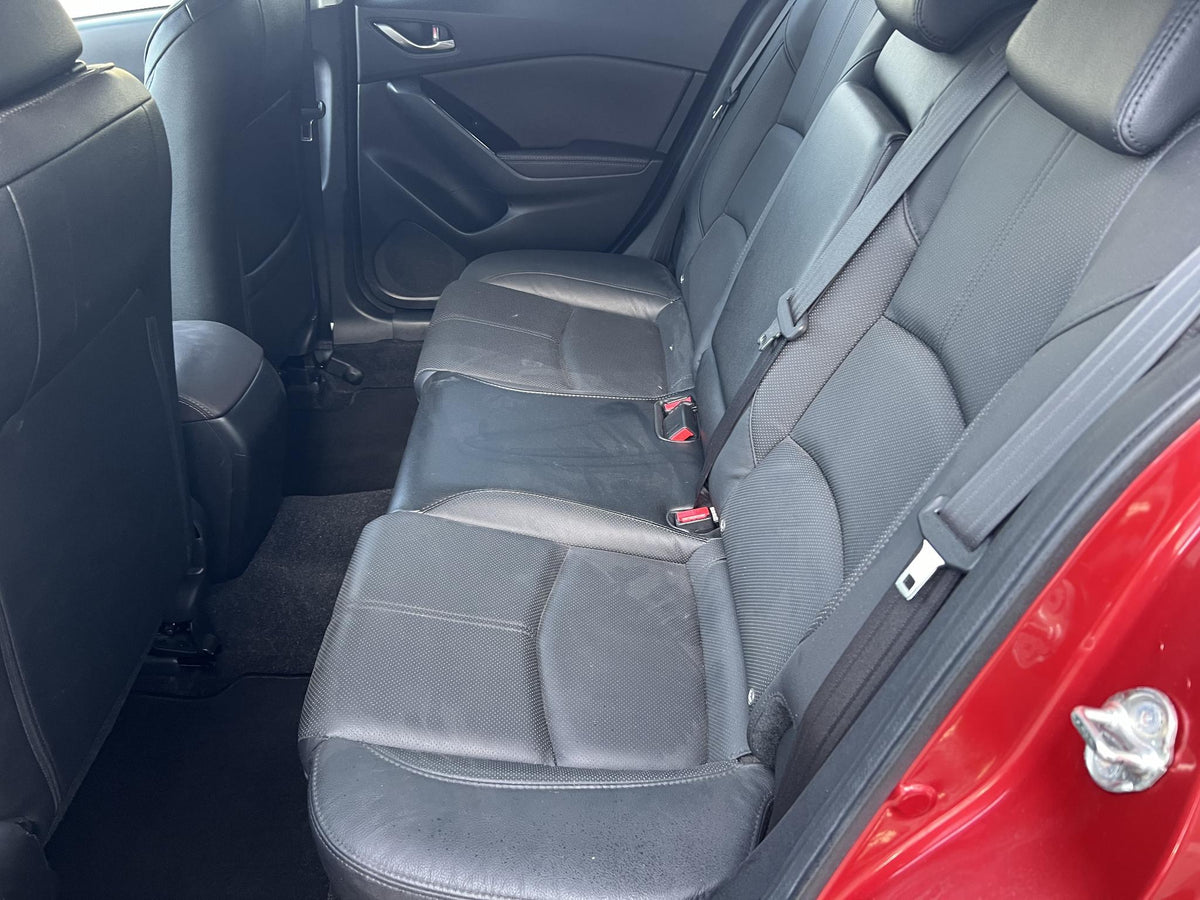 Mazda 3 2.0 SkyActiv-G 120 GT-M — foto 10