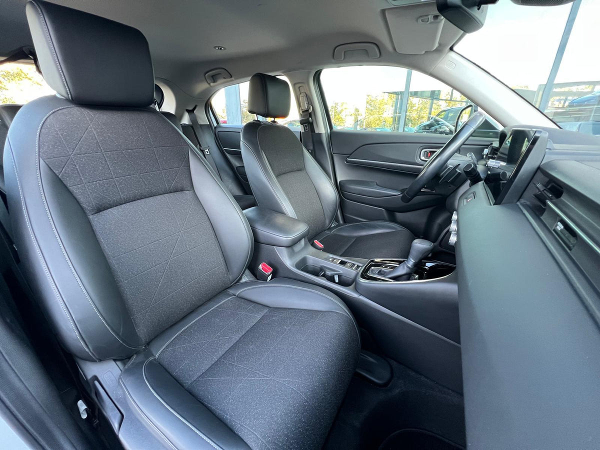 Honda HR-V 1.5 e:HEV Advance — foto 13