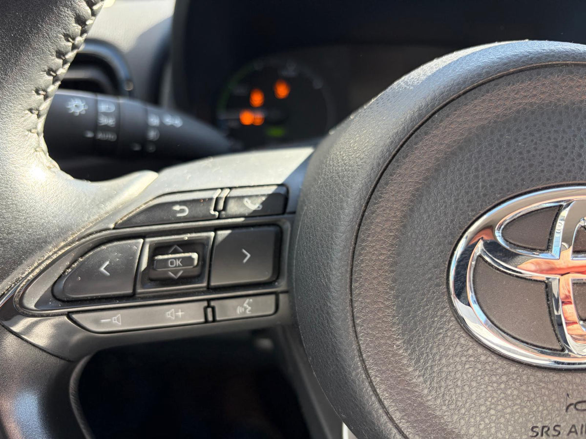 Toyota Yaris 1.5 Hybrid Active — foto 17